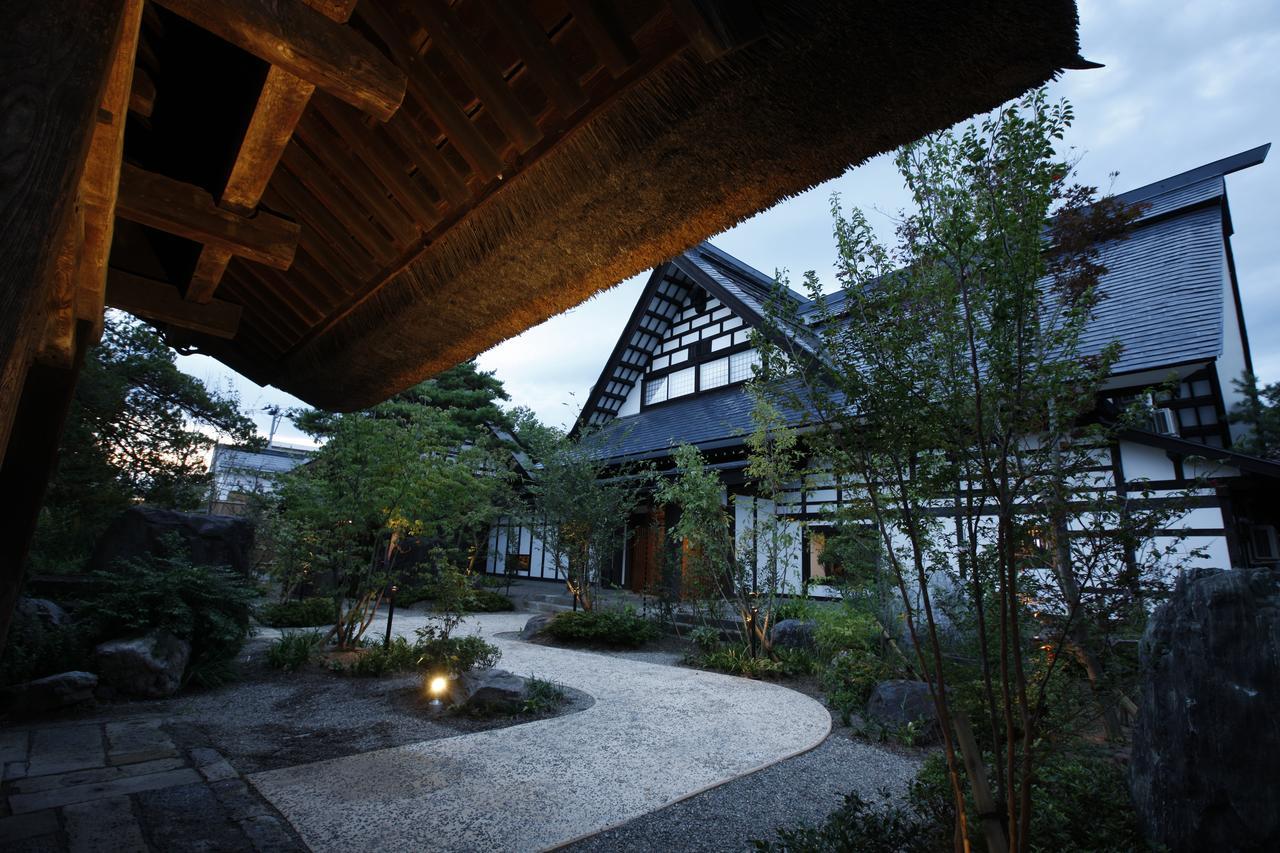 Yamagata The Takinami Hotell Nanyo Exteriör bild